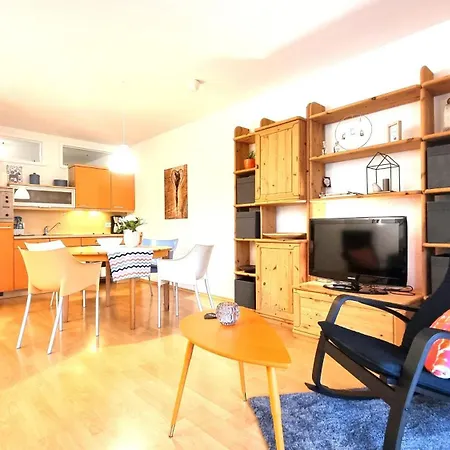 2 Stueven Im Reetdachhaus Cc