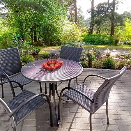 2 Stueven Im Reetdachhaus Cc Casa vacanze