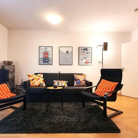 2 Stueven Im Reetdachhaus Cc Casa vacanze