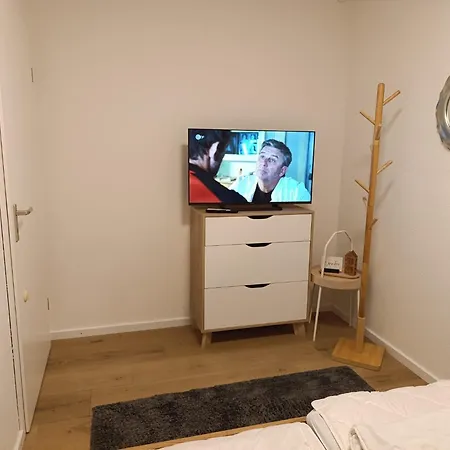 2 Stueven Im Reetdachhaus Cc בית נופש